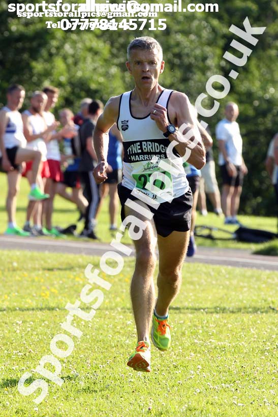 Sunderland Veterans 5k, Sunderland 5k Road Race, Silksworth, Sunderland. Photo: David T. Hewitson/Sports for All Pics